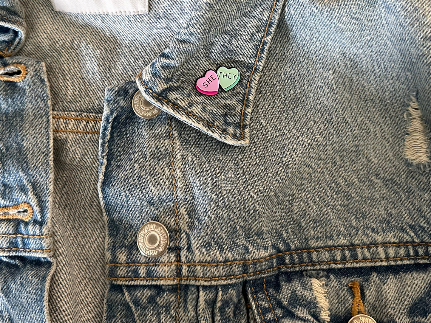 Heart Pronoun Pins