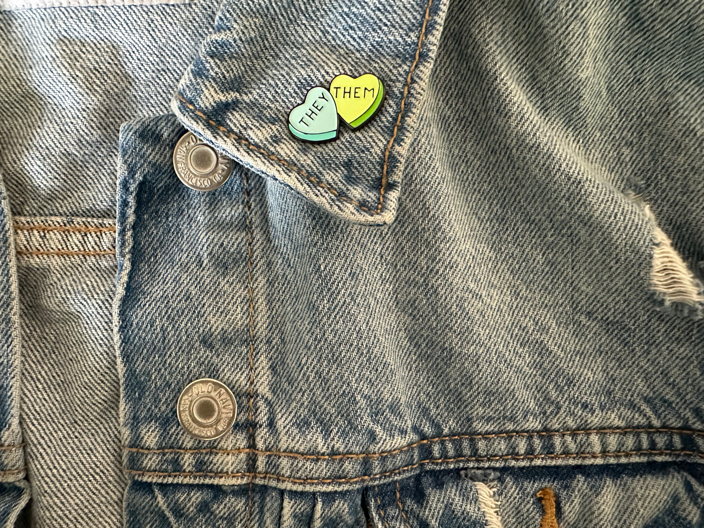 Heart Pronoun Pins